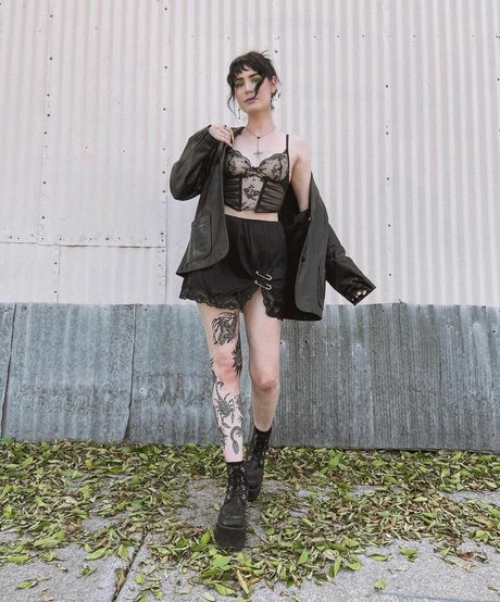 thegothicsprite hot star pictures