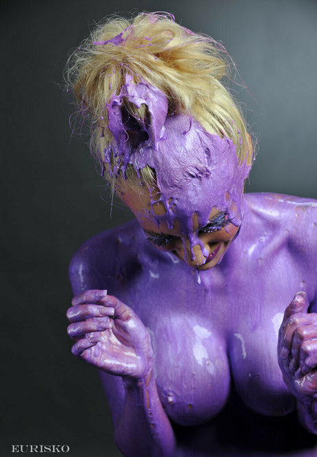 young ebony onlyfans nude images