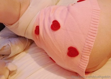 blushgoblin model hot images