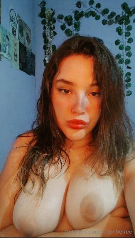 yugih0efree exclusive pornstar pic