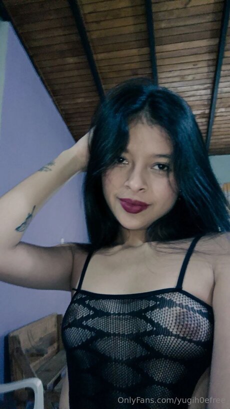 yugih0efree free model galleries