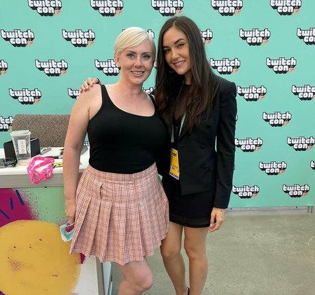 madam genevieve xxx model image