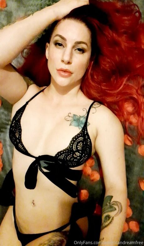 larraphoenix model best photos