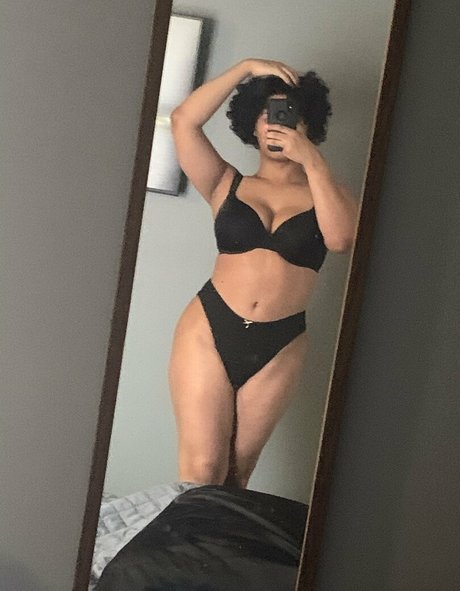 melodymonae nude actress image