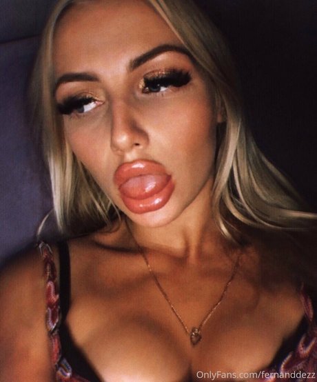 bellacherry69 nude star pictures