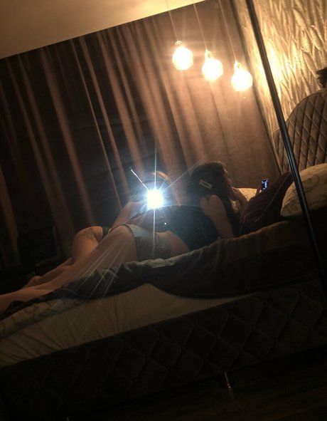 bellacherry69 erotic model archive