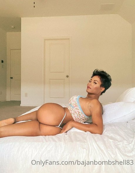 Kristal Marshall model porn img