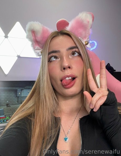 Serenewaifu star exclusive pictures