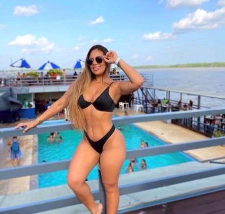 Geiciane Costa model pretty galleries