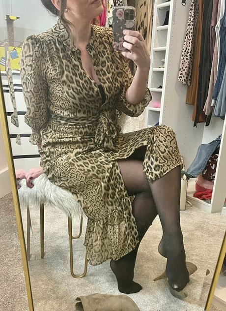 interracial lesbians onlyfans sexy nude pic