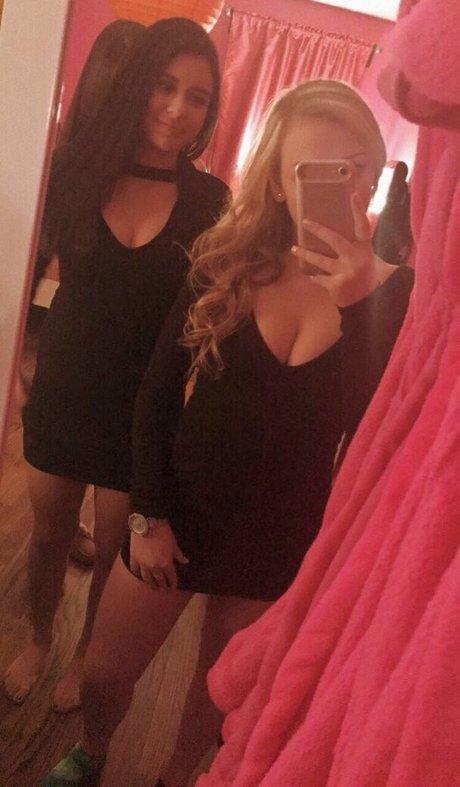 Alyssa K model nudes galleries