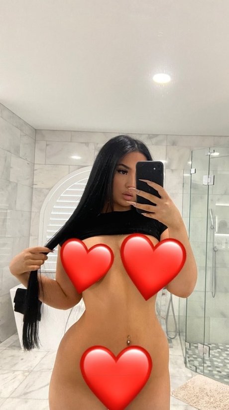 Genatg_ nude model pic