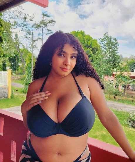 Karlamelito pornographic star images