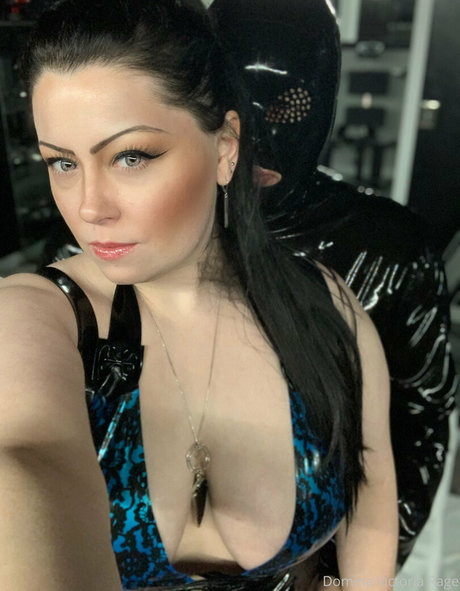 victoriarage pretty pornstar photo