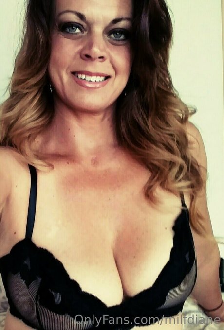 milfdiane pornographic model pictures