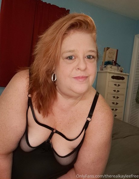 theloungeroom model beautiful img