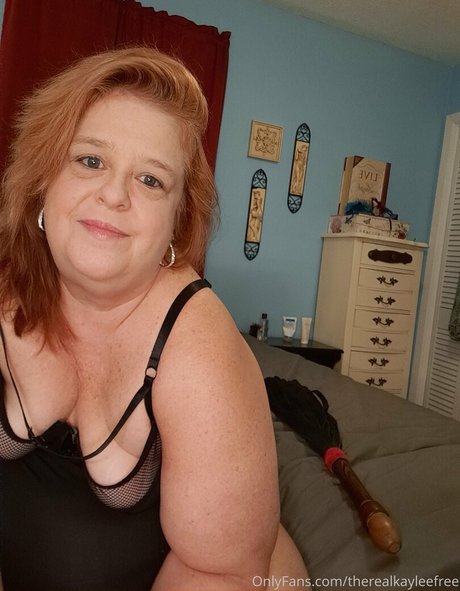 theloungeroom star hot pic