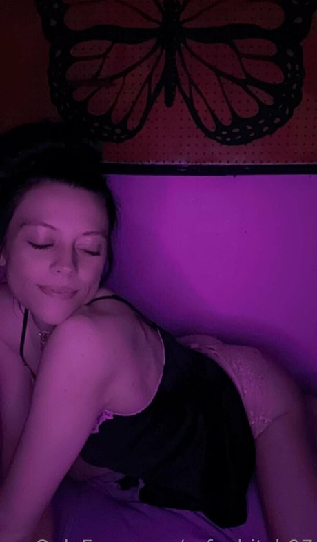 urfavbitch97 pretty star galleries