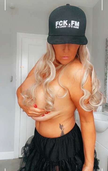 male masturbation onlyfans naked image