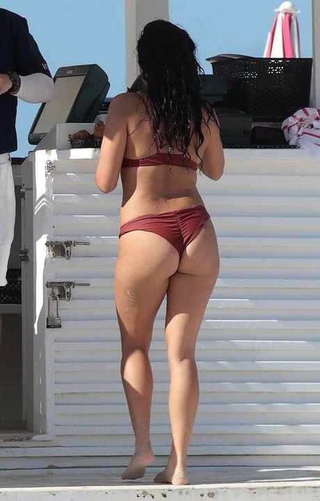 Natalie Martinez model naked pics