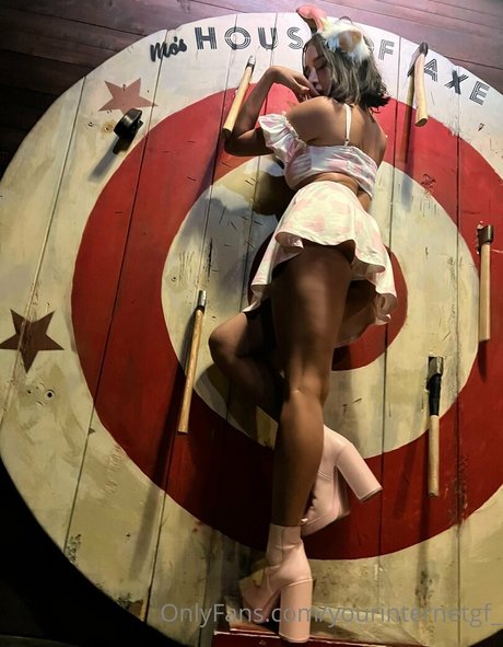 yourinternetgf_ hot actress pics