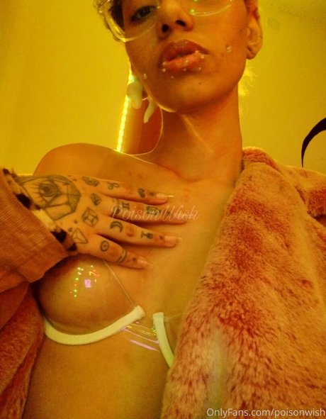 poisonwish free star pics