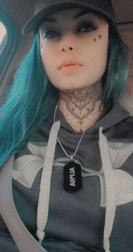 midnightwolfy star exclusive gallery