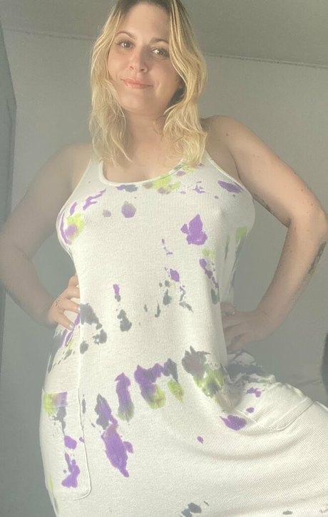 Lindsay Felton adult model gallery