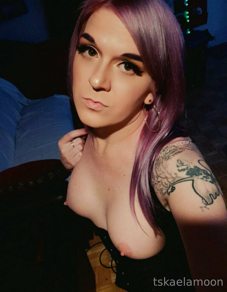 tskaelamoon nice pornstar pictures