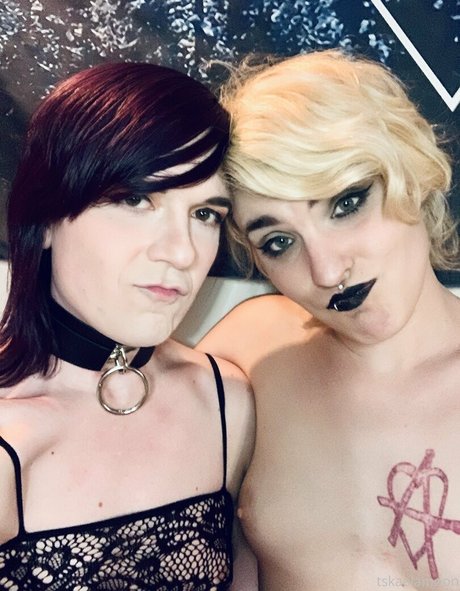 tskaelamoon star top images