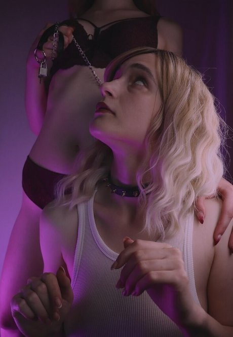 MerliPlays sexy actress image