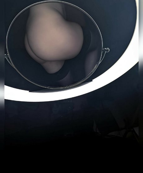 MerliPlays model sex galleries