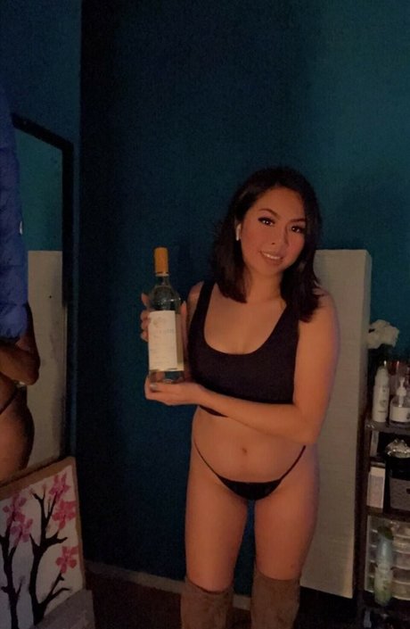 ohitslynnn pornographic model images