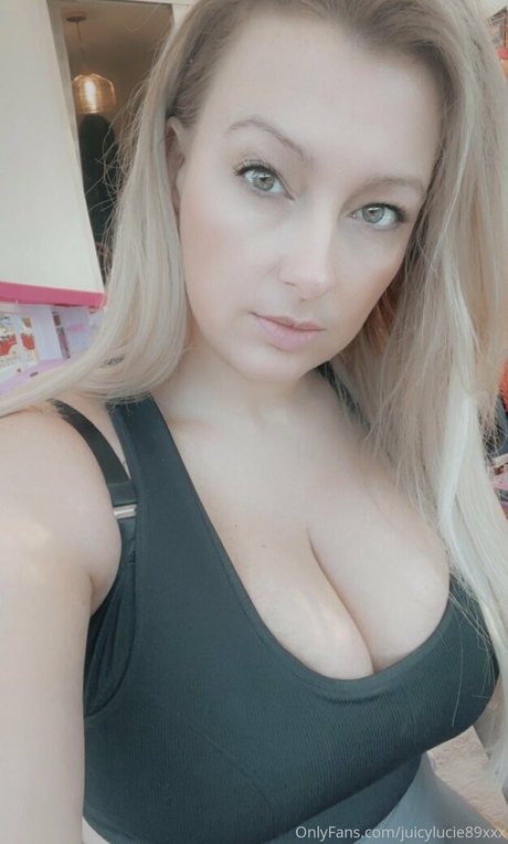 juicylucie89xxx model perfect galleries