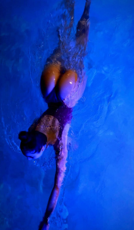 Lisi Flex free actress images