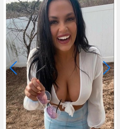 Desdearmon_ pornstar pretty image