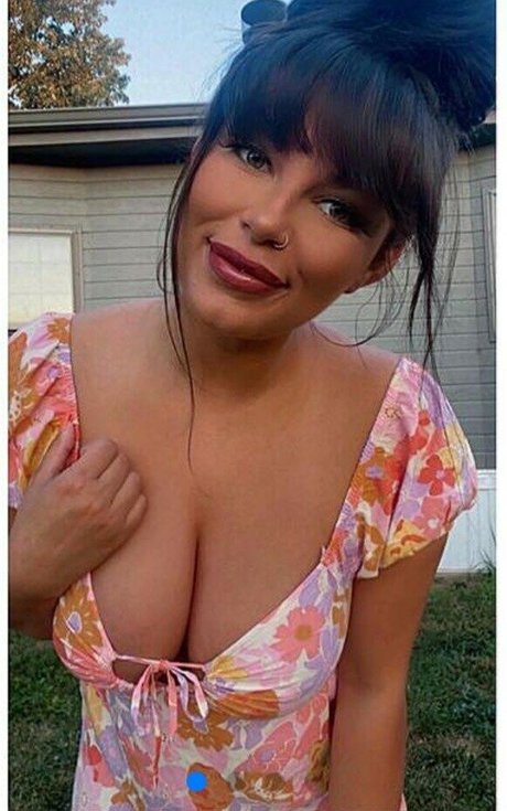 horny onlyfans beautiful xxx img