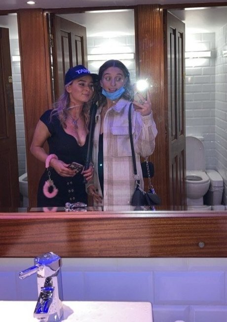 Aiobhin art actress galleries