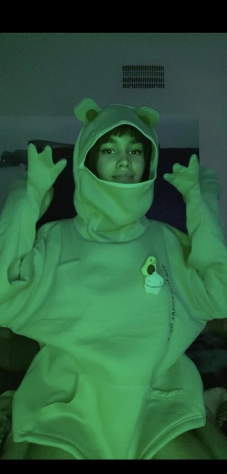 Thekorokfairy nude actress photo