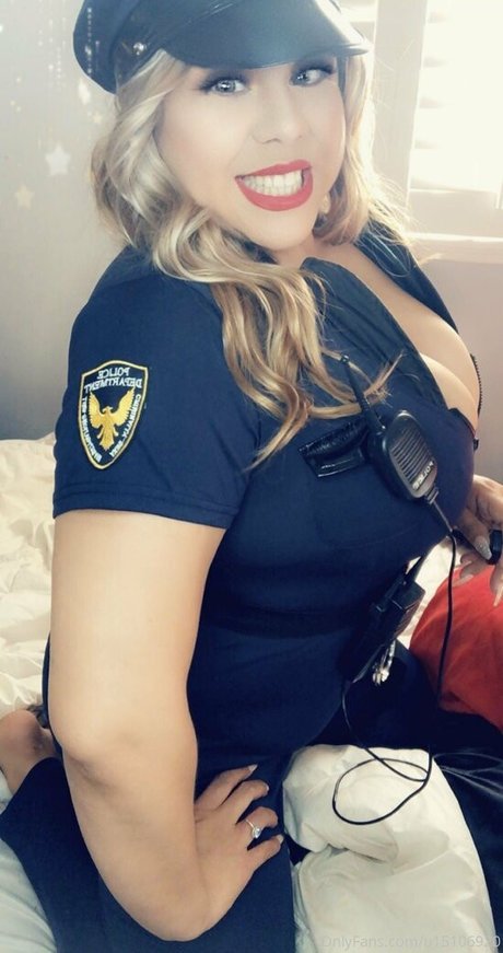 funncrazygirll model pretty img