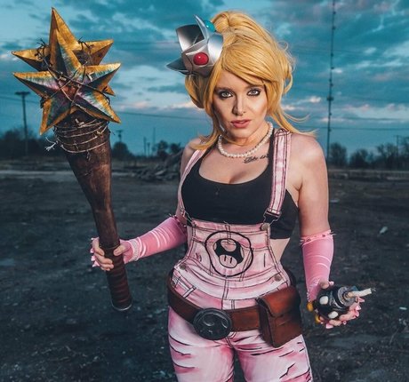 egirls star naked picture