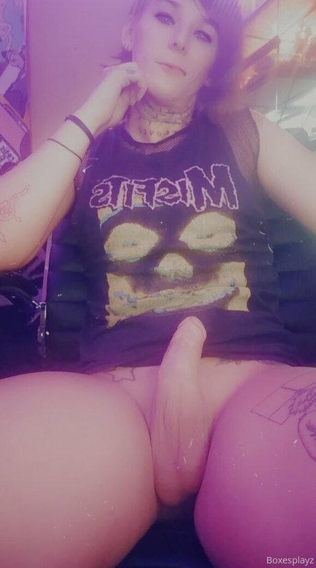 boxesplayz pornstar adult image