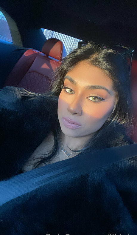 lulu__chicago star nudes photos