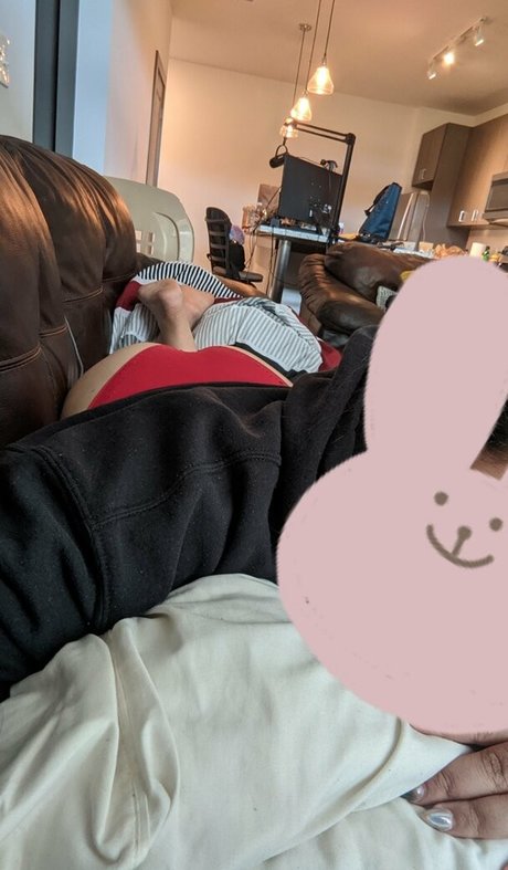 aku everything pornstar sexy pictures