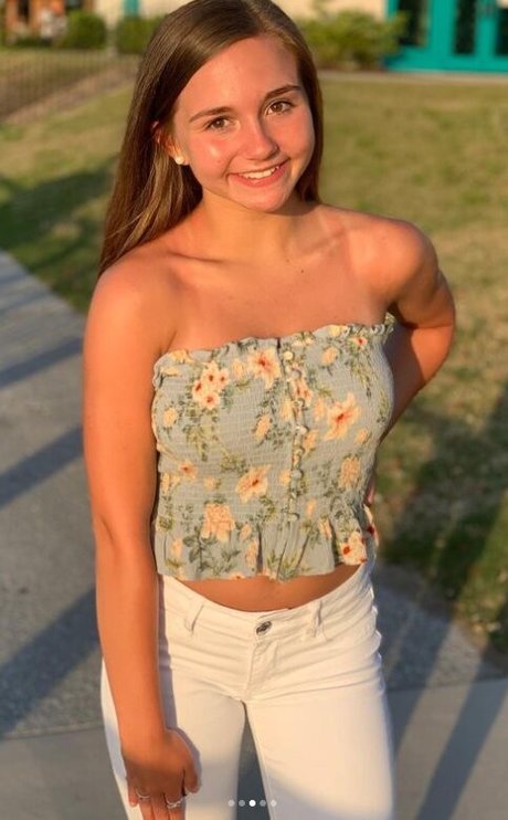 Carol Hayes hd actress pictures