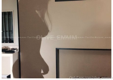 imoliveemmm pornographic actress photos