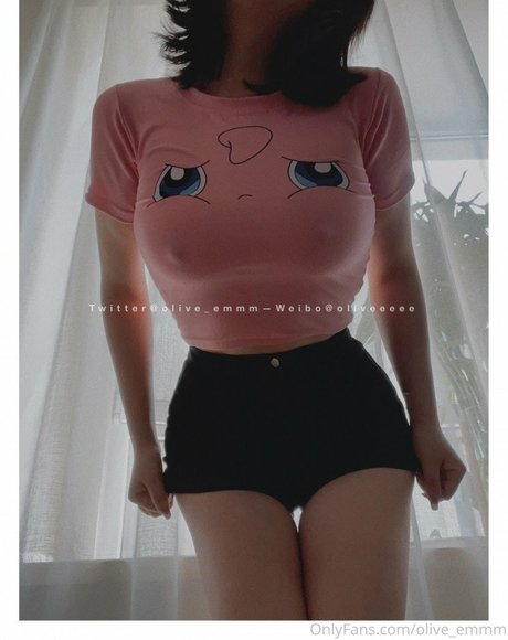 imoliveemmm hot star picture