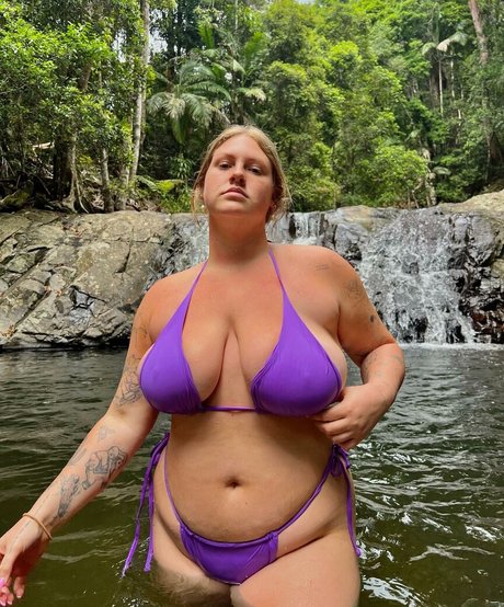 chynna erotic star picture