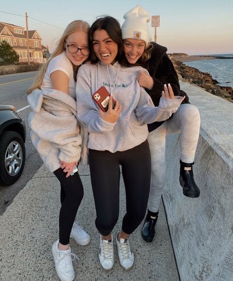 unknown onlyfans art xxx pics