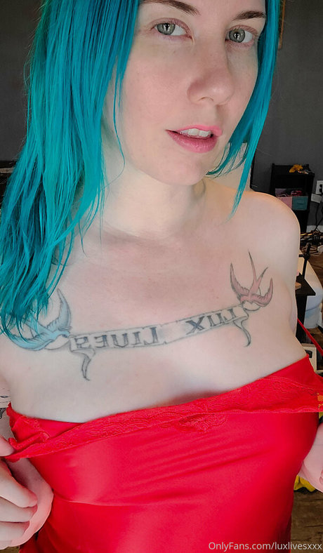 luxlivesxxx model adult images